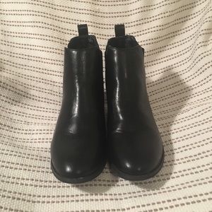 Matt and Nat Joliette Chelsea boots, size 6.5